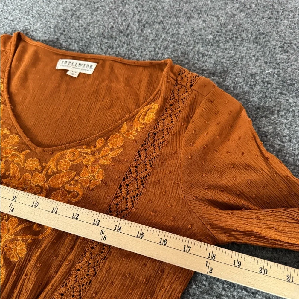 Idyllwind Romance Floral Embroidered Swiss Dot Blouse Rust Color Size Small